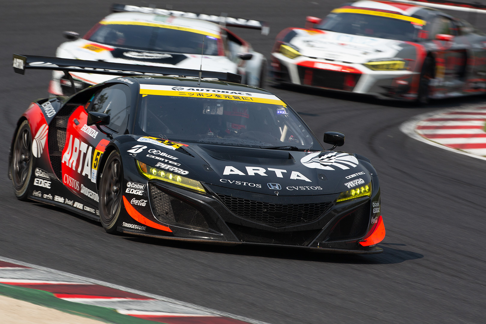 SUPER GT 岡山 ＧＴ３００ その２_a0003166_00080608.jpg