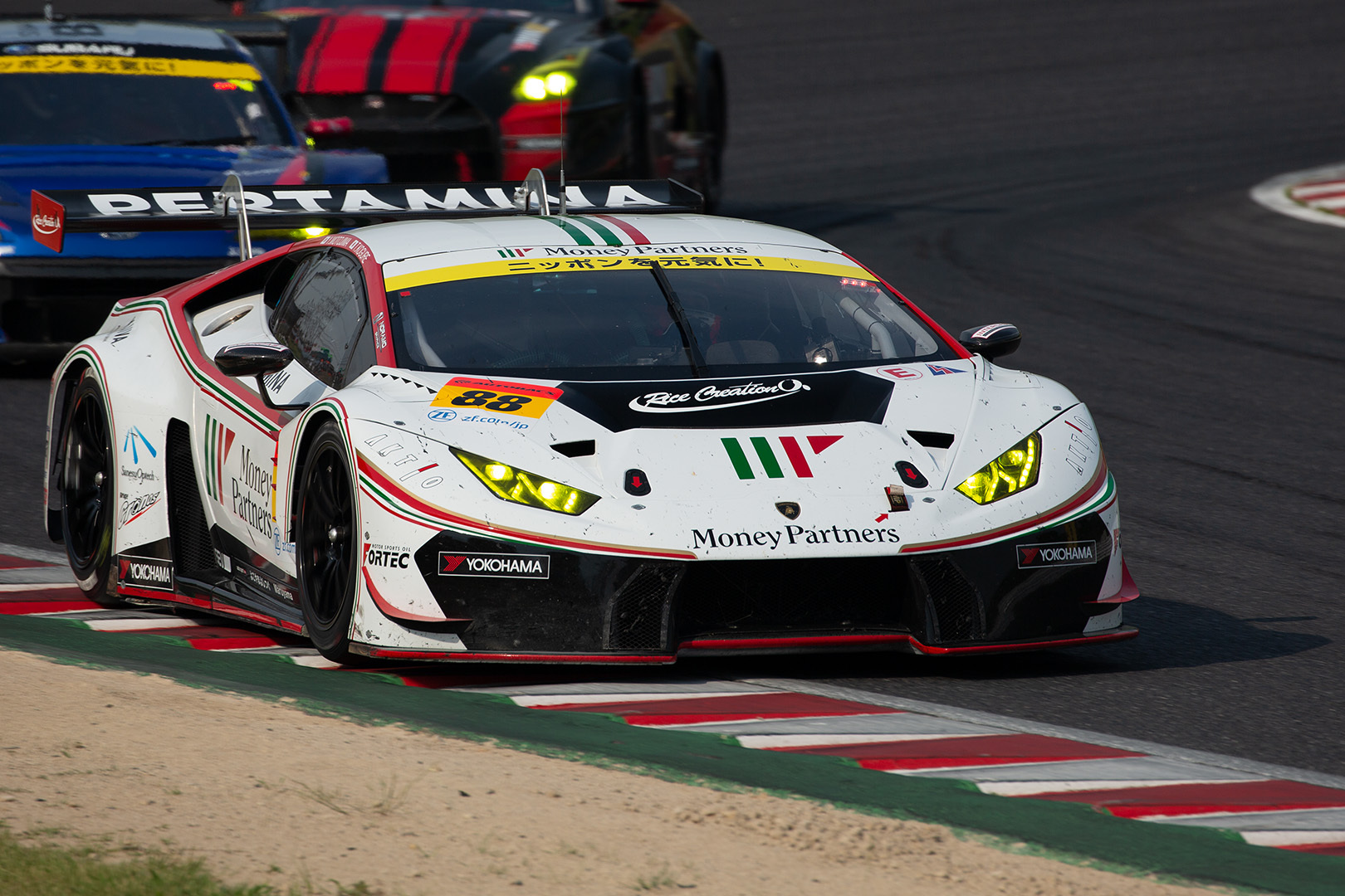 SUPER GT 岡山 ＧＴ３００ その２_a0003166_00080638.jpg
