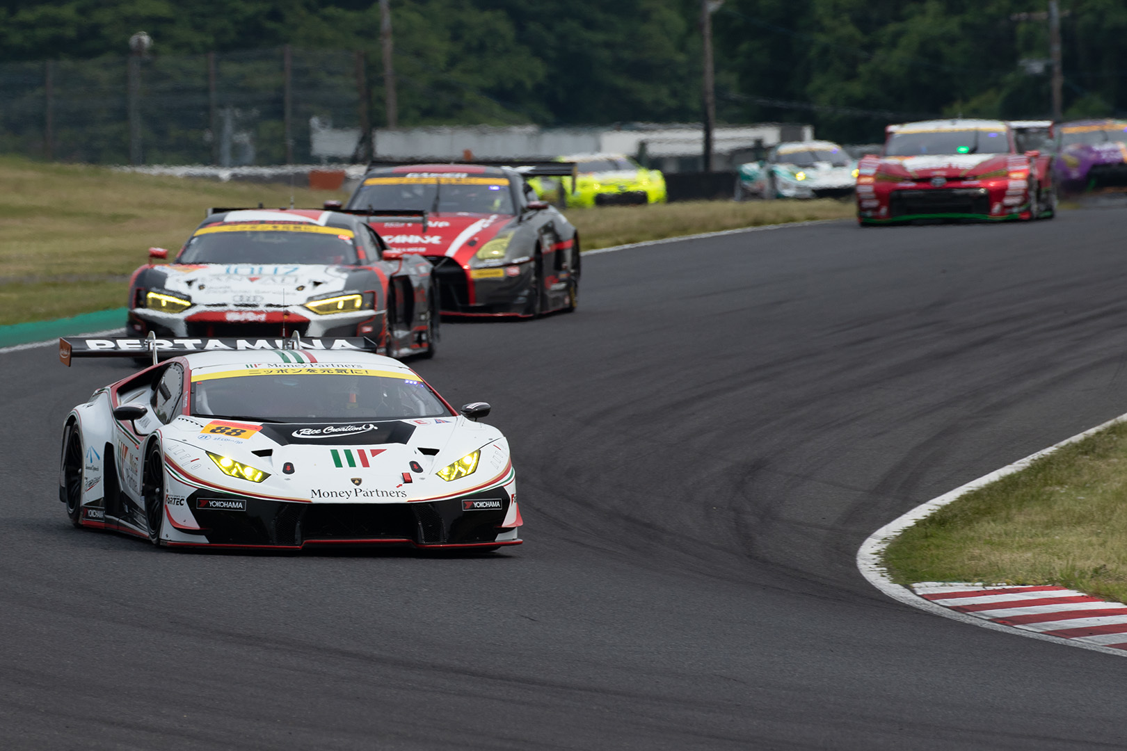 SUPER GT 鈴鹿 ＧＴ３００ その３_a0003166_00120096.jpg