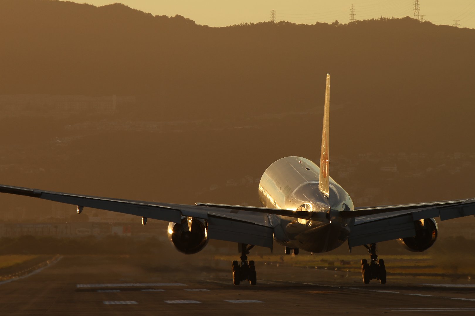 飛行機（千里川）_a0003166_002699.jpg