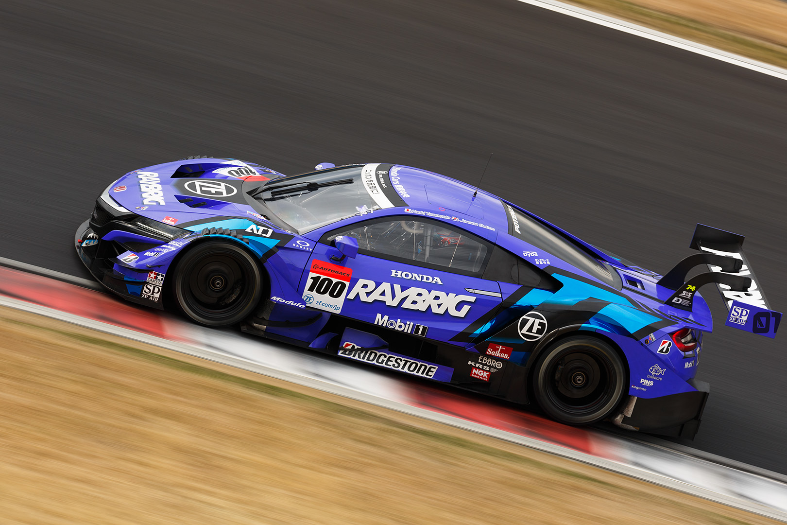 SUPER GT 岡山 テスト_a0003166_00332374.jpg