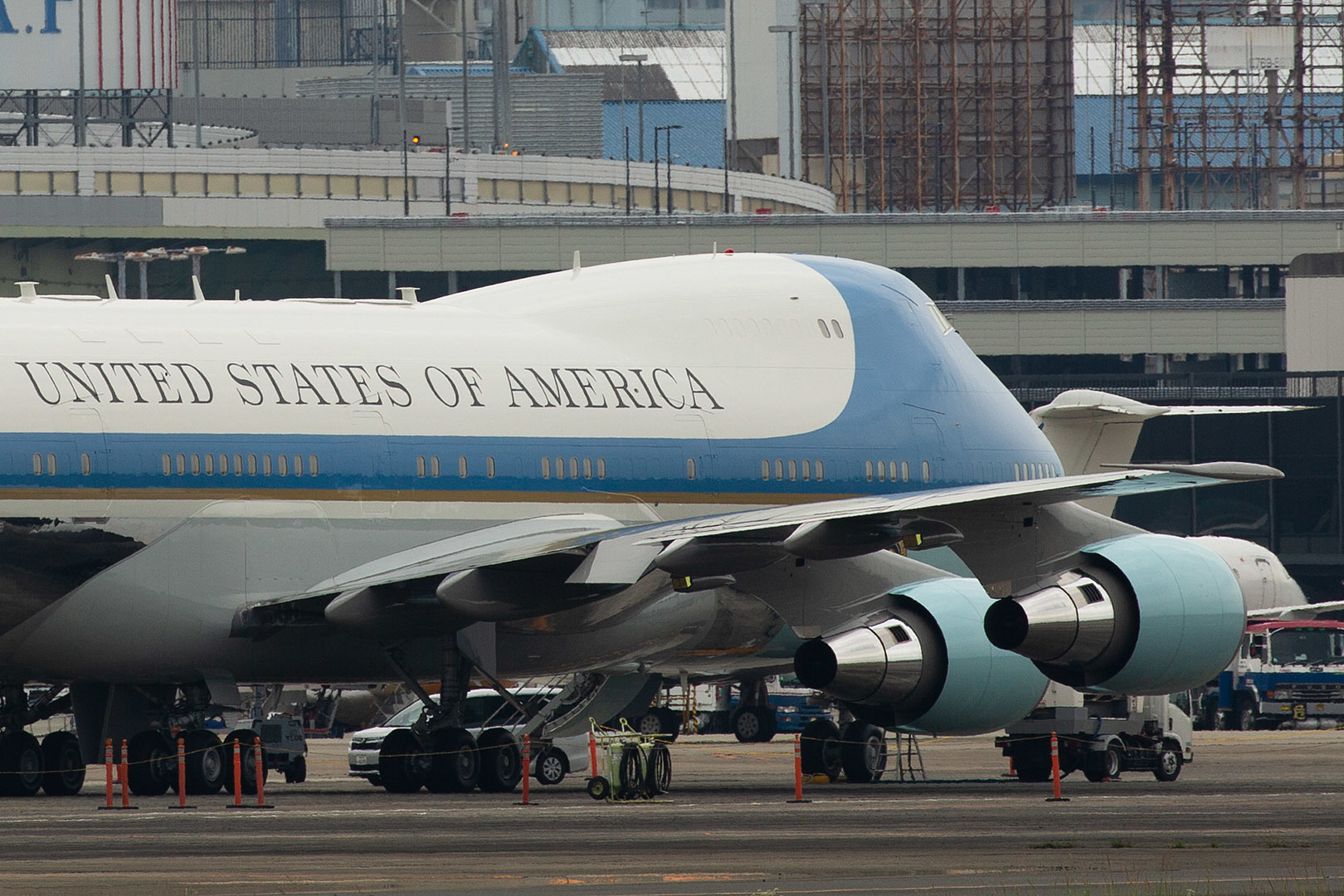 アメリカ空軍 VC-25、C-32A （伊丹空港 猪名川堤防）_a0003166_00522864.jpg