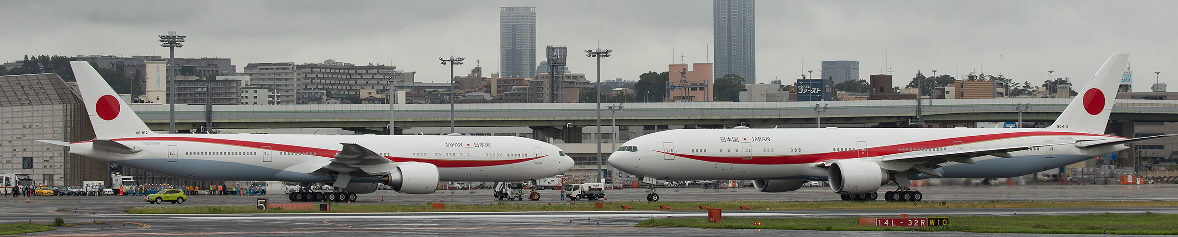 政府専用機 その１（伊丹空港 猪名川土手）_a0003166_01050480.jpg