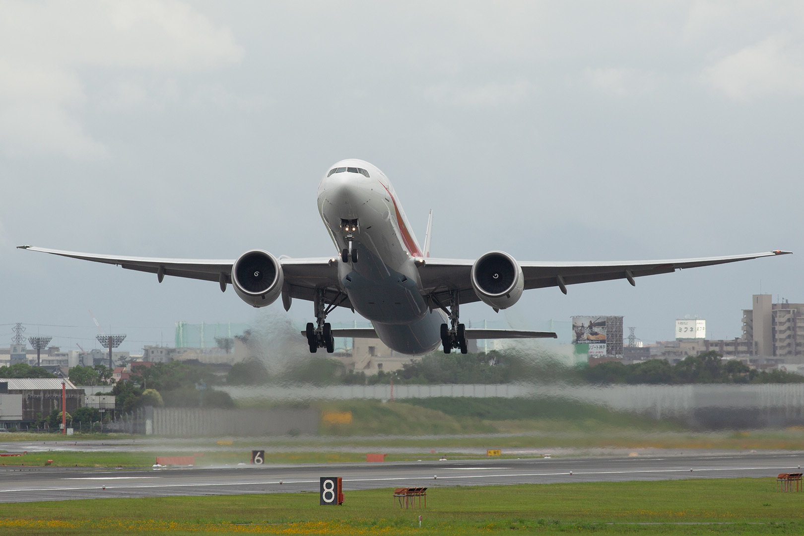 政府専用機 その３（伊丹空港 猪名川土手）_a0003166_01130830.jpg
