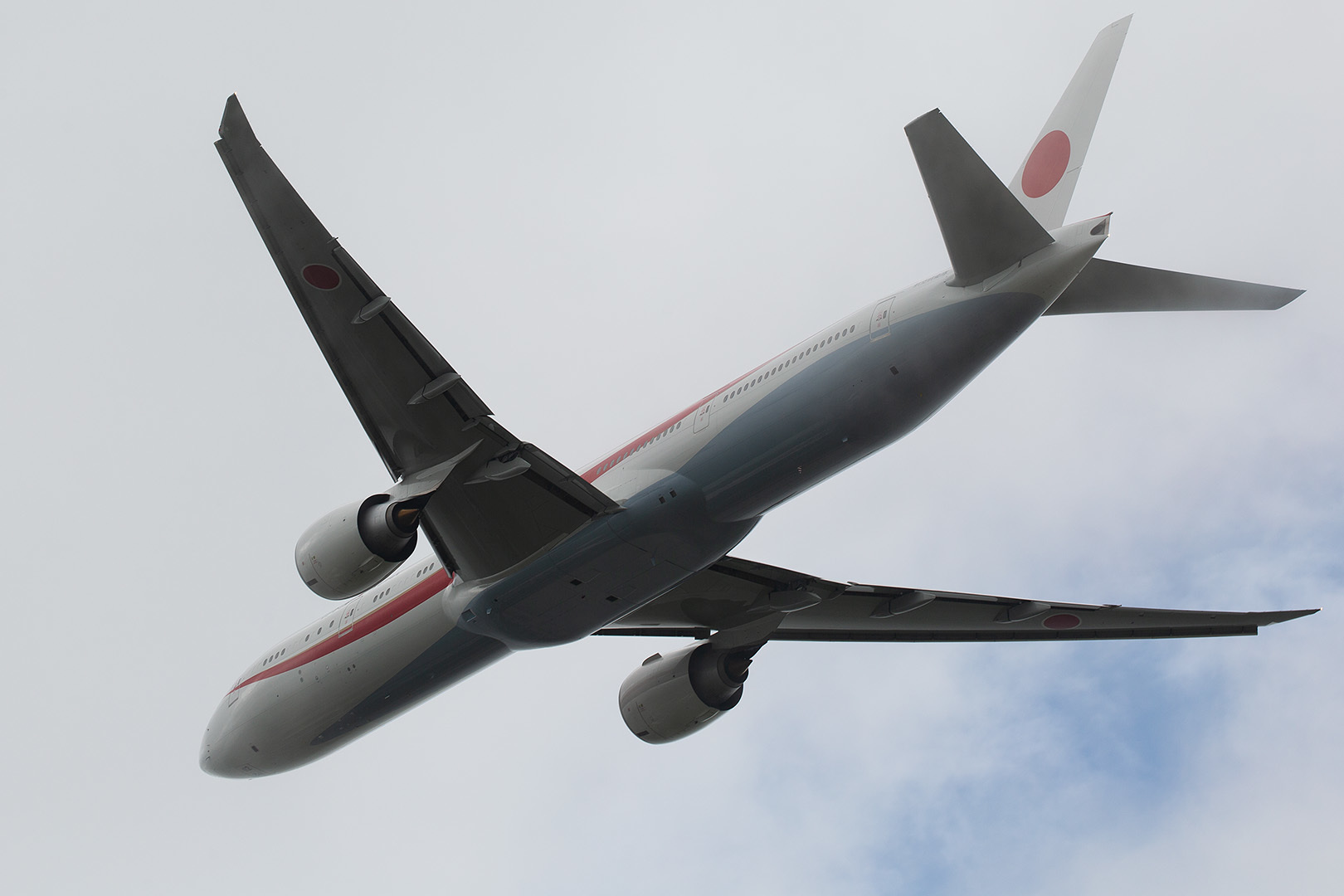 政府専用機 その３（伊丹空港 猪名川土手）_a0003166_01130877.jpg