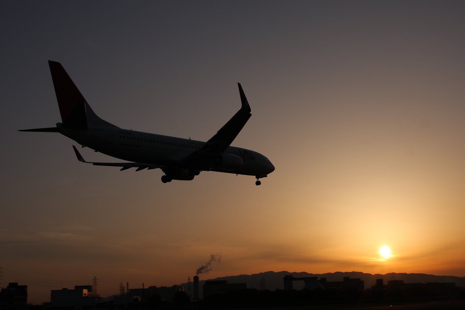 夕焼け　飛行機　（千里川）_a0003166_012215.jpg