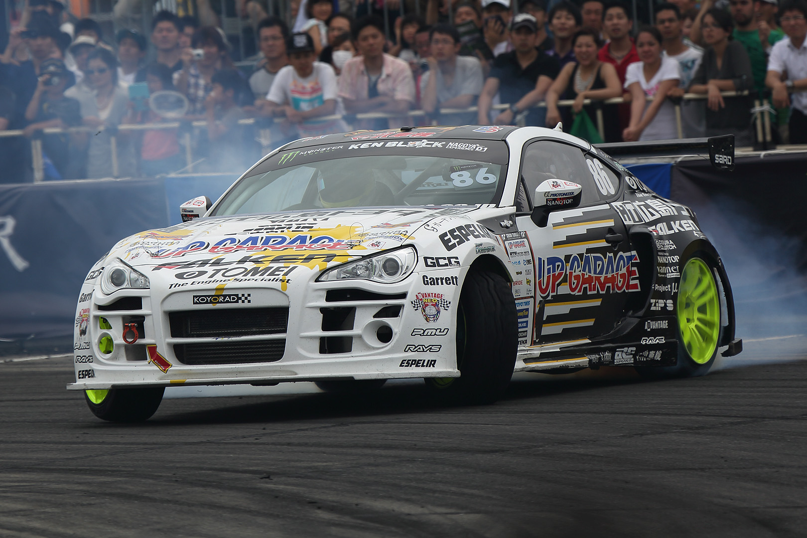 「KEN BLOCK\'s NAGOYA EXPERIENCE with D1GP」　の写真_a0003166_0125452.jpg
