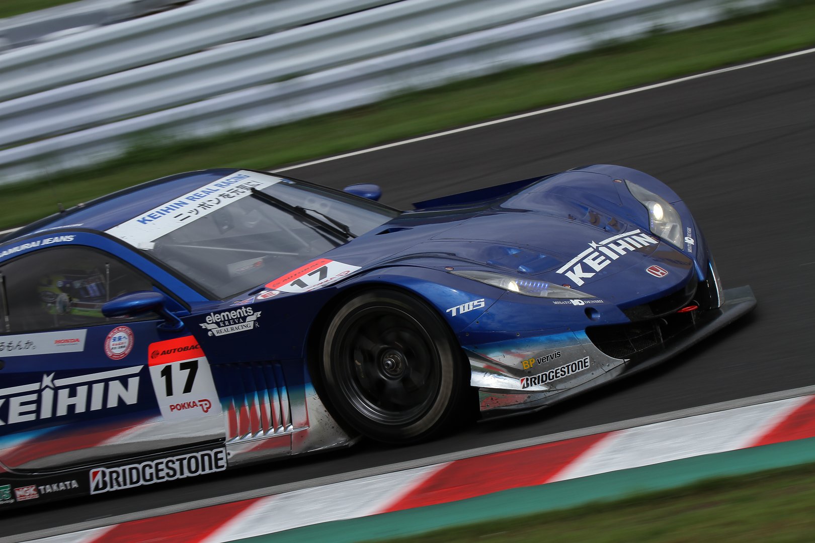 SUPER GT 第５戦 鈴鹿１０００ｋｍ （写真　ＧＴ500）_a0003166_0143486.jpg