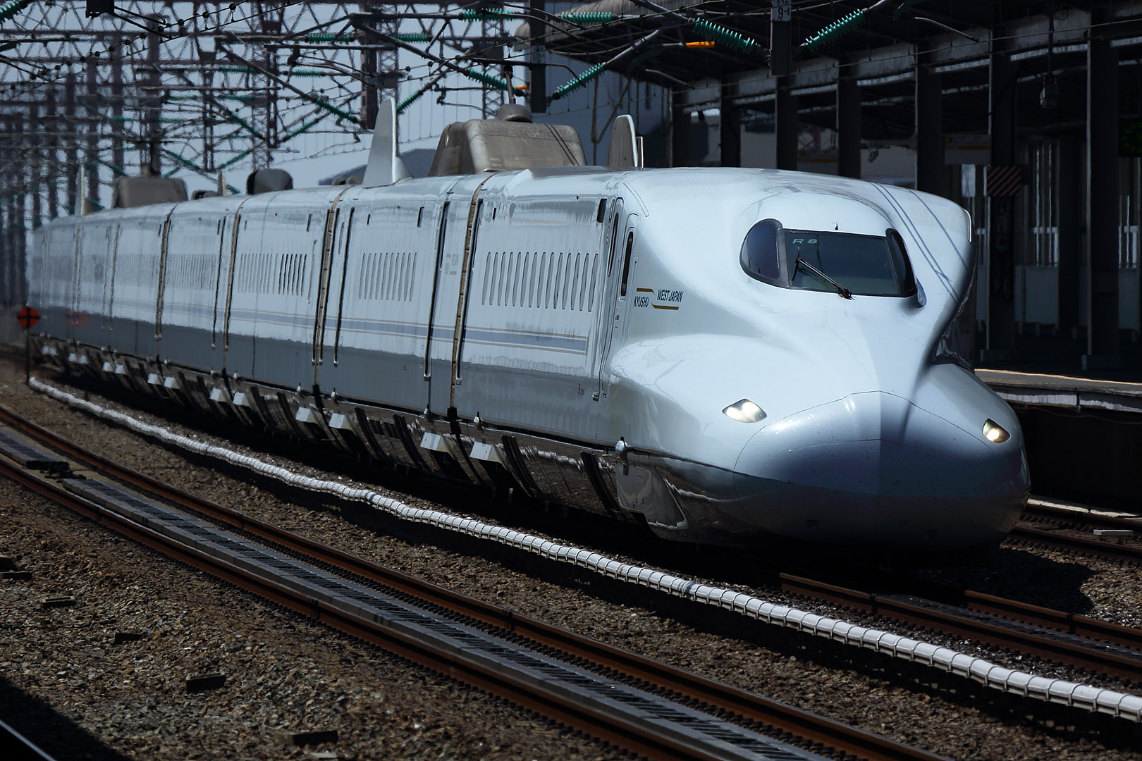 新幹線 （西明石駅）_a0003166_0224349.jpg