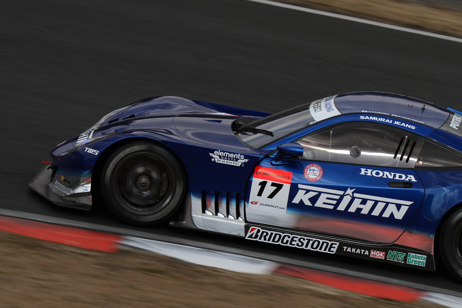 SUPER GT 岡山　１～３位_a0003166_0254567.jpg