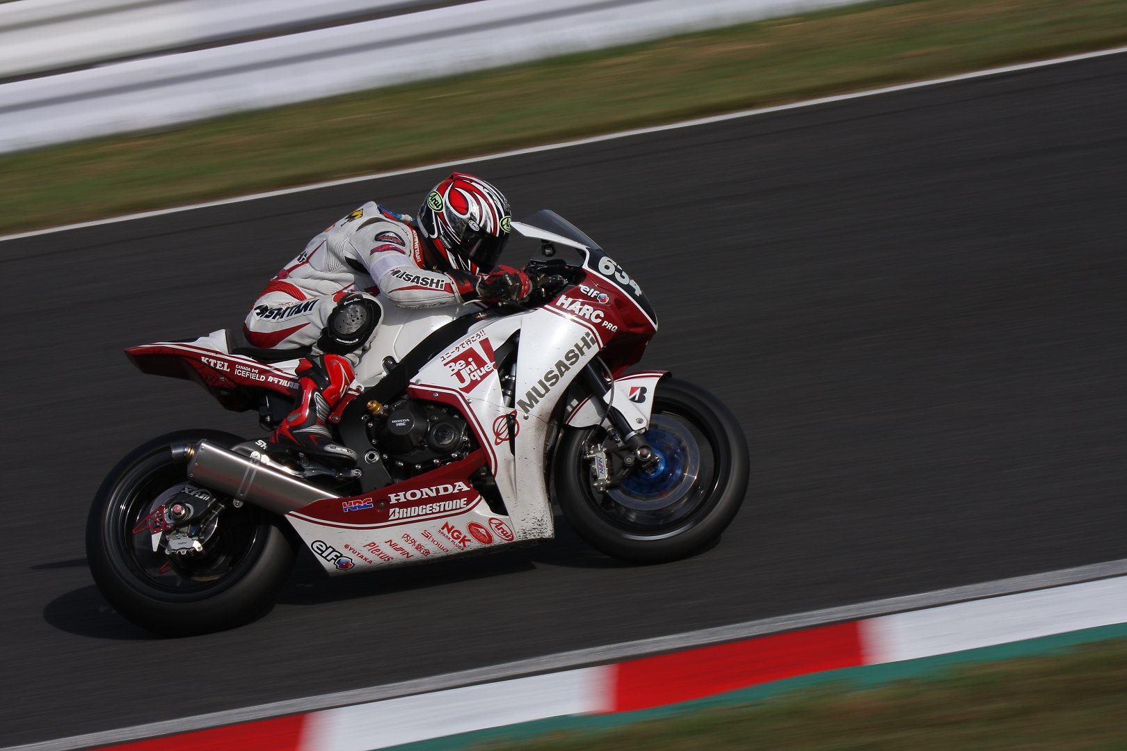 鈴鹿８時間耐久ロードレース_a0003166_026161.jpg
