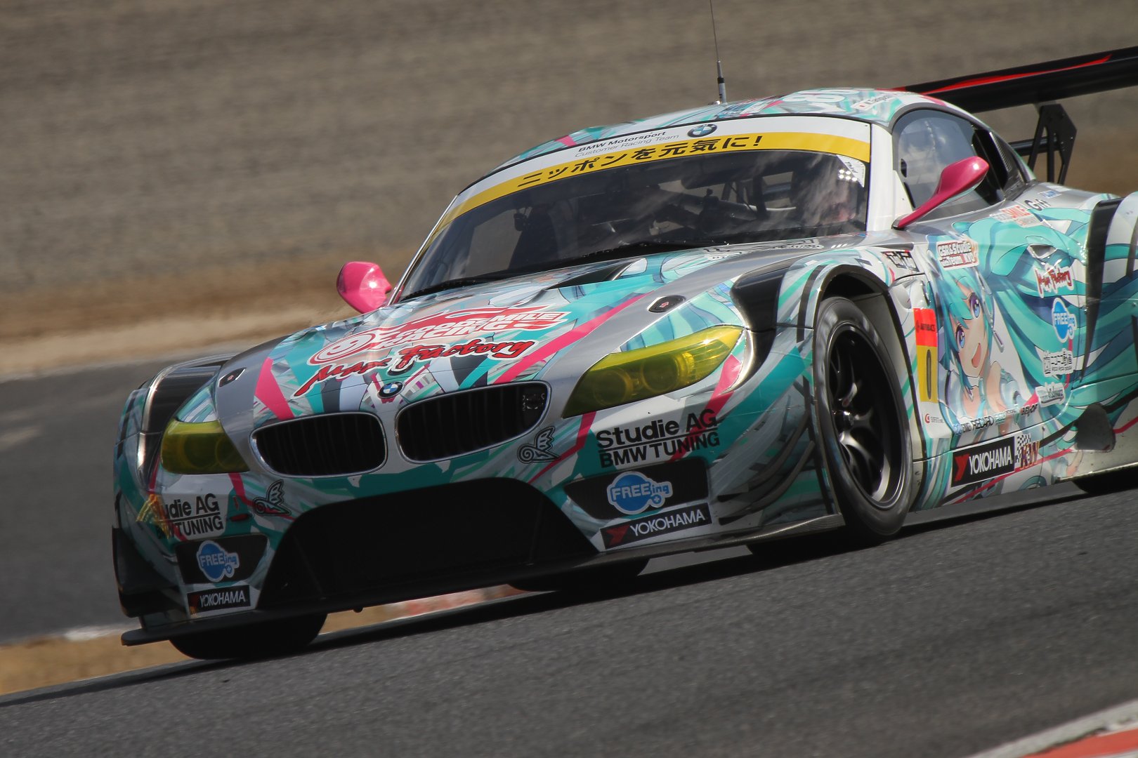 SUPER GT 岡山　１～３位_a0003166_0265271.jpg