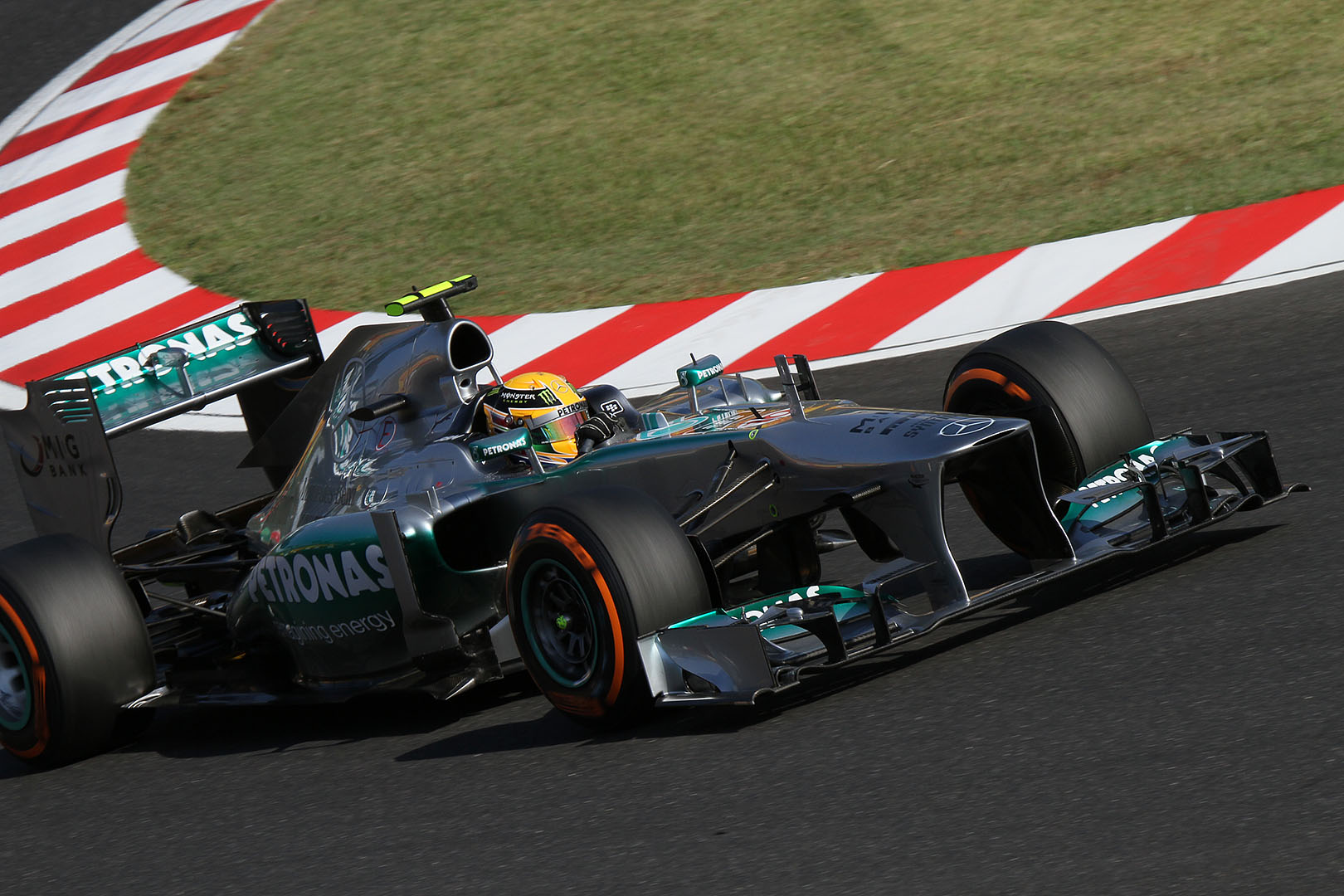 Ｆ１日本グランプリの動画、写真 （ヘアピン）_a0003166_0312574.jpg