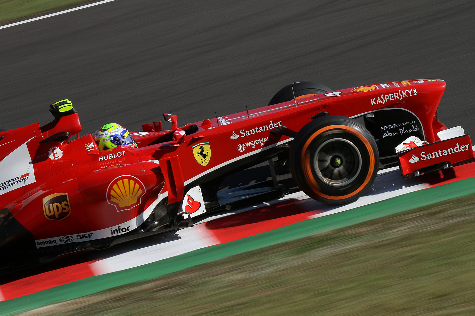 Ｆ１日本グランプリの動画、写真 （ヘアピン）_a0003166_0314463.jpg