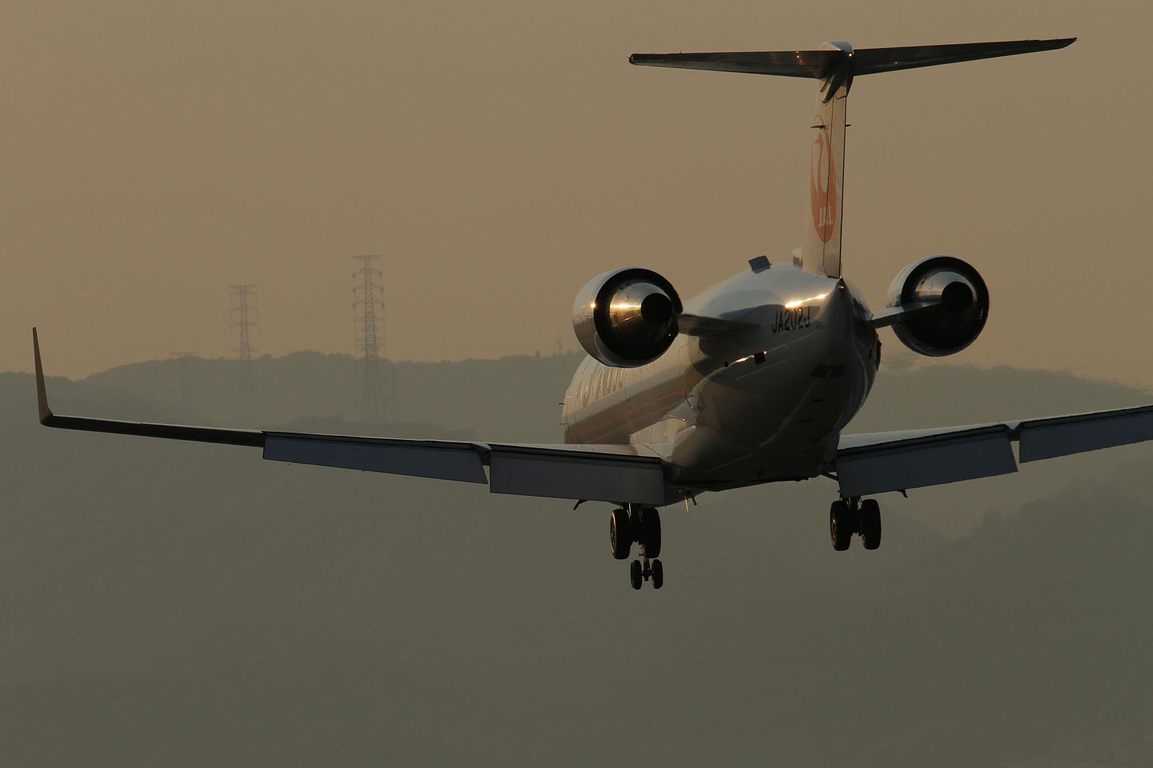 飛行機 （Ｂ７７７等　大阪空港、千里川）_a0003166_0353741.jpg