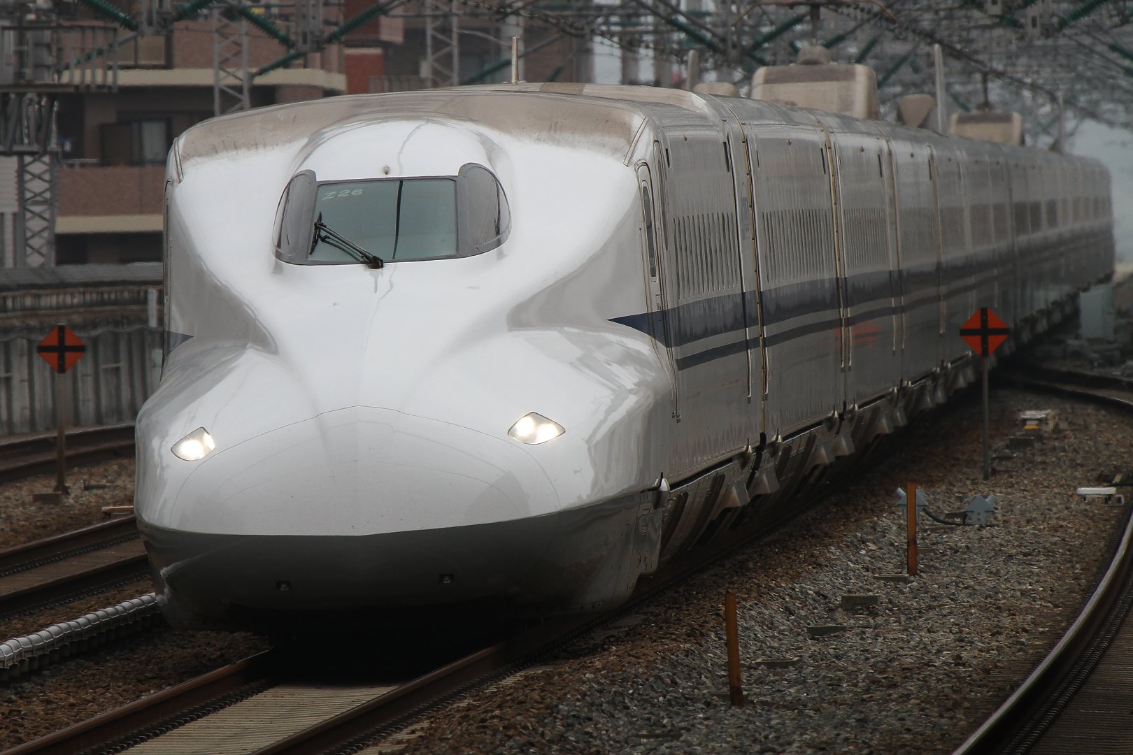 新幹線　（西明石）_a0003166_0364572.jpg