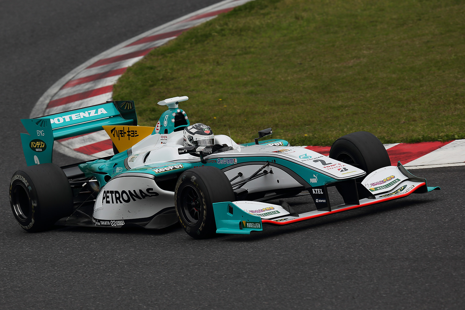 スーパーフォーミュラ　（鈴鹿２＆４）_a0003166_043829.jpg