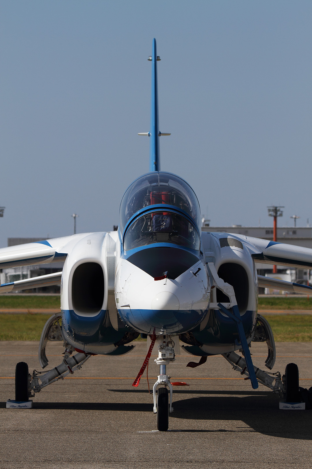 ブルーインパルス 地上展示、タキシング （小松基地航空祭）_a0003166_0465283.jpg