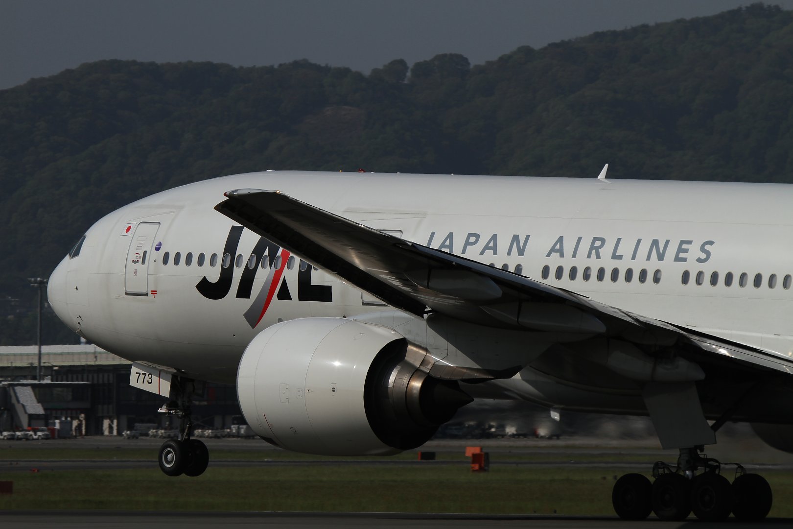 飛行機 （伊丹スカイパーク）_a0003166_0591280.jpg