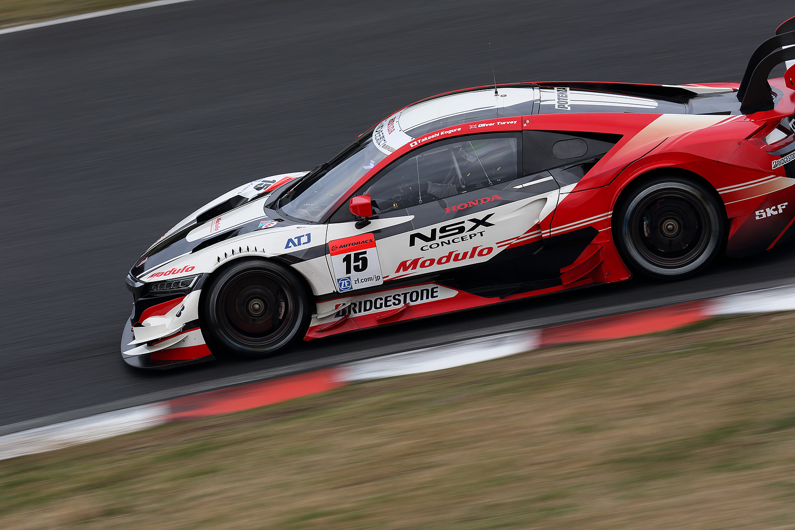 ＳＵＰＥＲ ＧＴ 岡山 予選の写真　（ＧＴ５００＆セーフティーカー）_a0003166_07755.jpg
