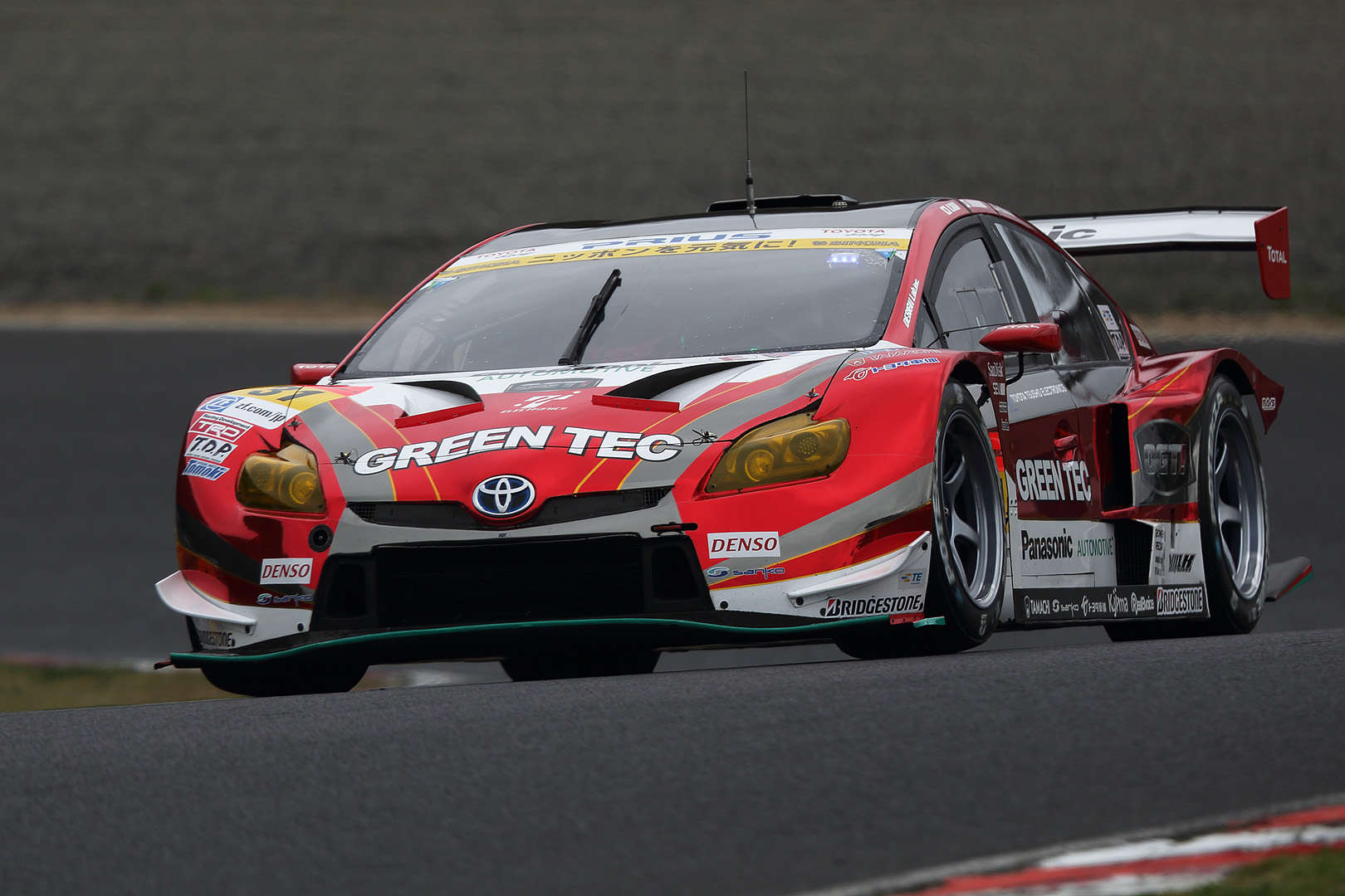 ＳＵＰＥＲ ＧＴ 岡山 予選の写真　（ＧＴ３００）_a0003166_0856100.jpg