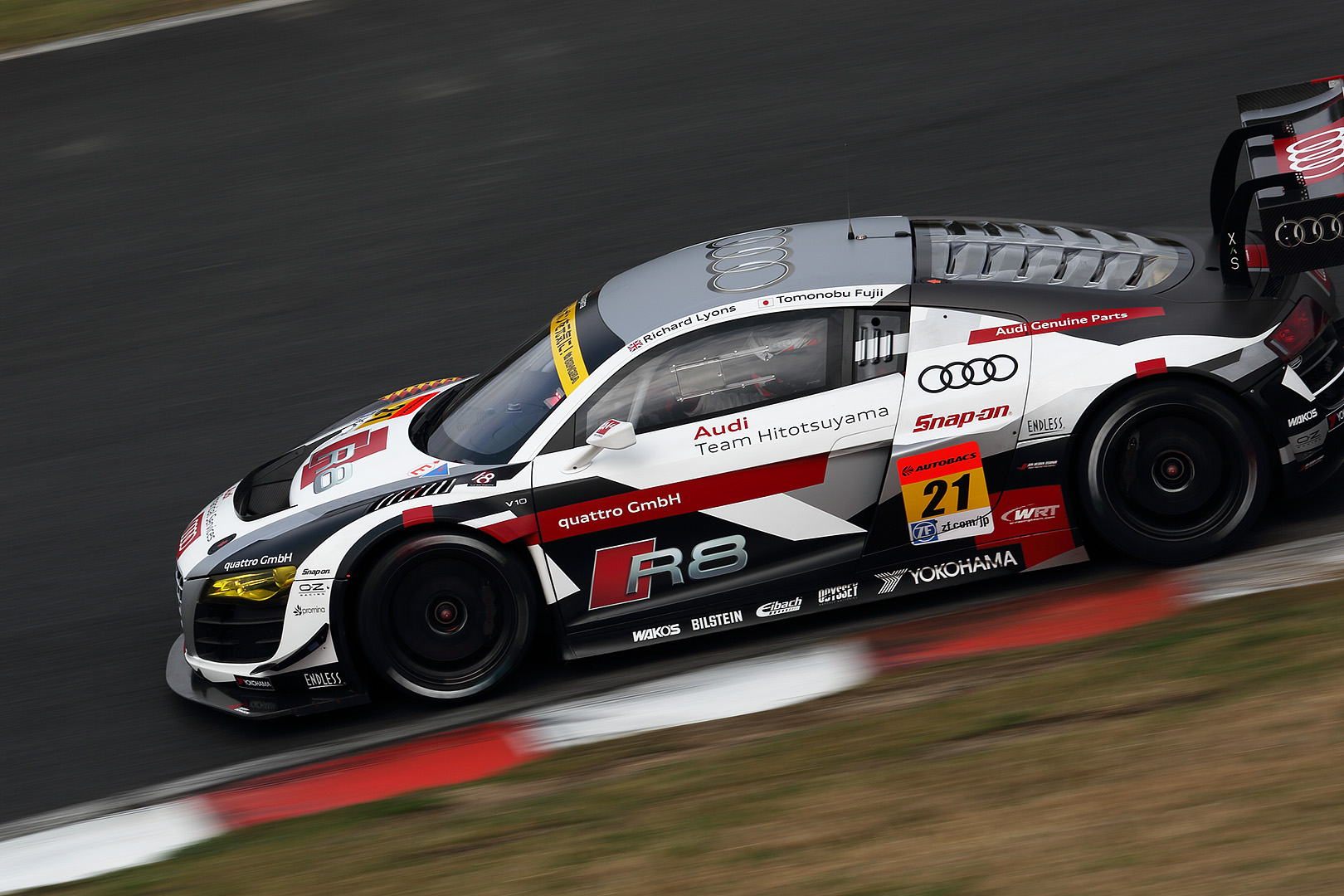 ＳＵＰＥＲ ＧＴ 岡山 予選の写真　（ＧＴ３００）_a0003166_085771.jpg