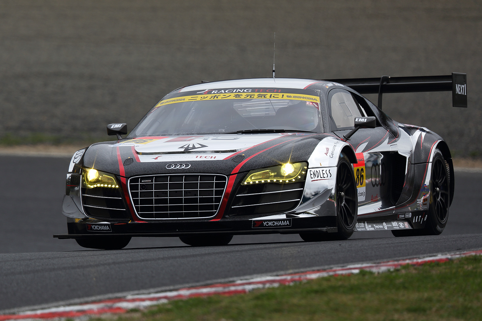 ＳＵＰＥＲ ＧＴ 岡山 予選の写真　（ＧＴ３００）_a0003166_085891.jpg
