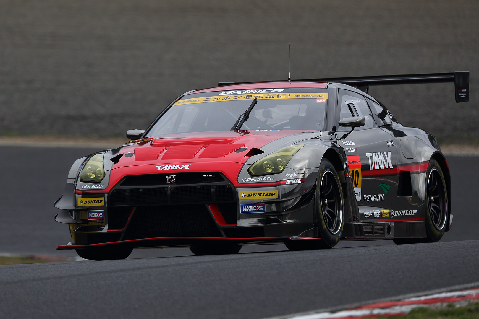 ＳＵＰＥＲ ＧＴ 岡山 予選の写真　（ＧＴ３００）_a0003166_085916.jpg