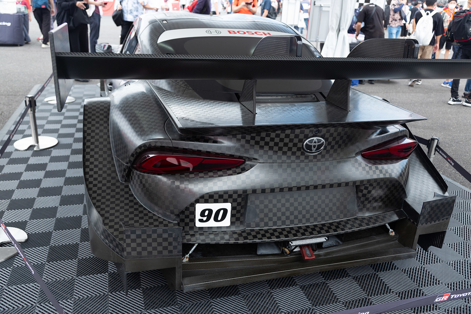 SUPER GT 第５戦 鈴鹿 セーフティーカー、展示車両など_a0003166_10023715.jpg