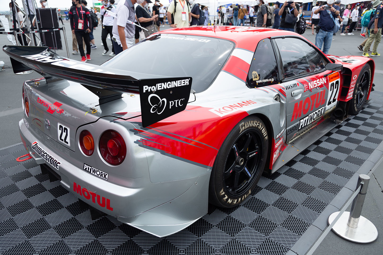 SUPER GT 第５戦 鈴鹿 セーフティーカー、展示車両など_a0003166_10023812.jpg