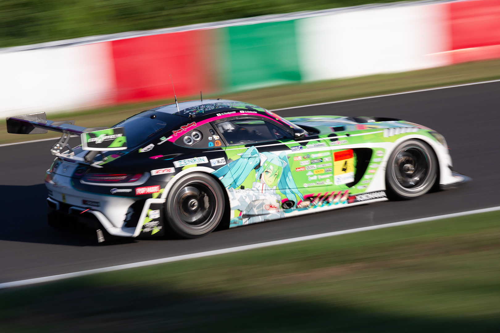 SUPER GT 第5戦 鈴鹿 GT300 その１_a0003166_10161137.jpg