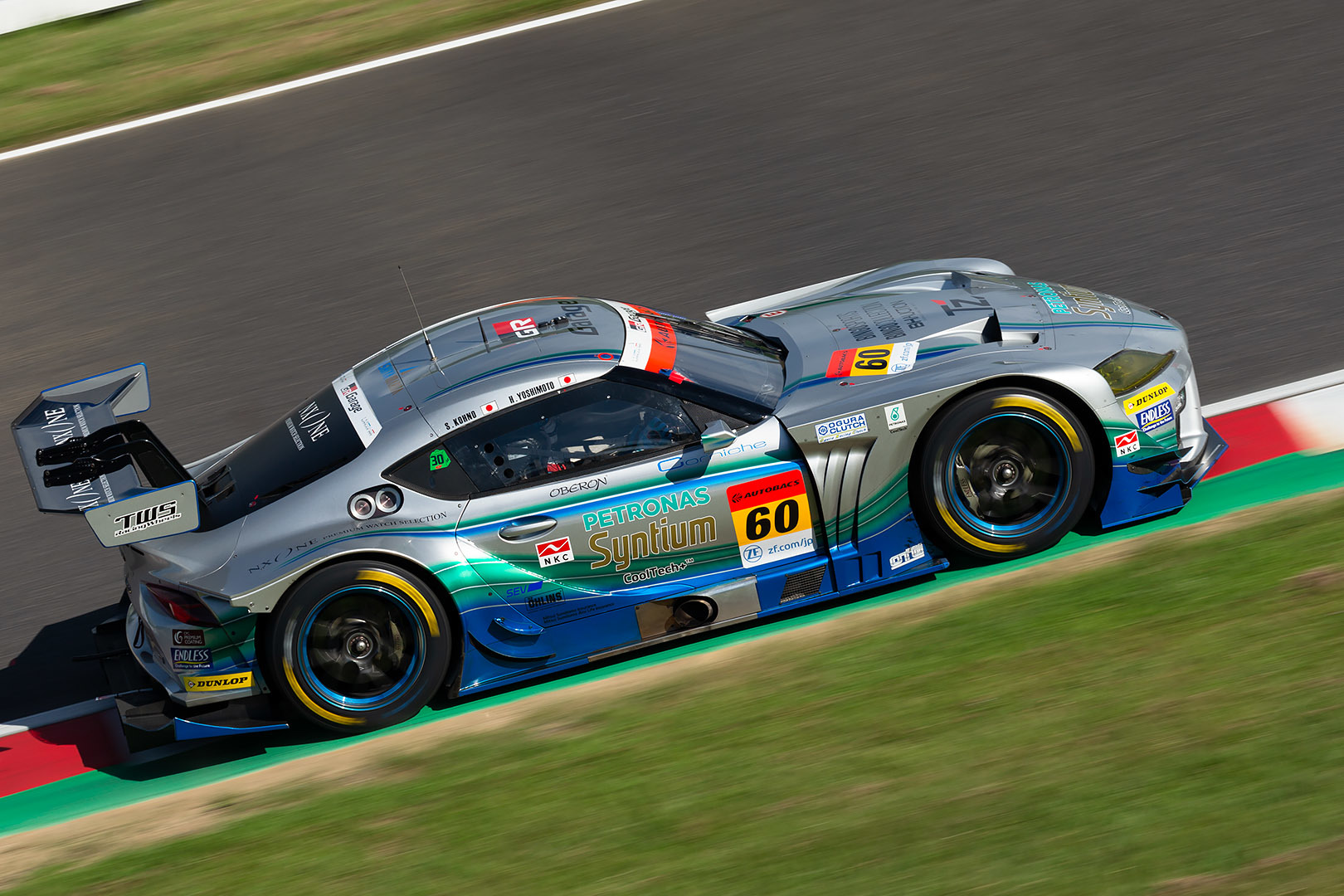 SUPER GT 第5戦 鈴鹿 GT300 その３_a0003166_10260478.jpg