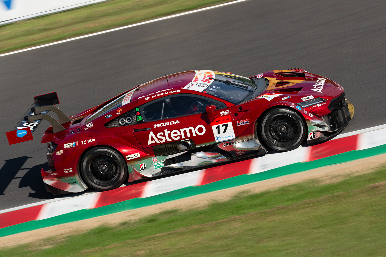 SUPER GT 第5戦 鈴鹿 GT500 その２_a0003166_10325046.jpg