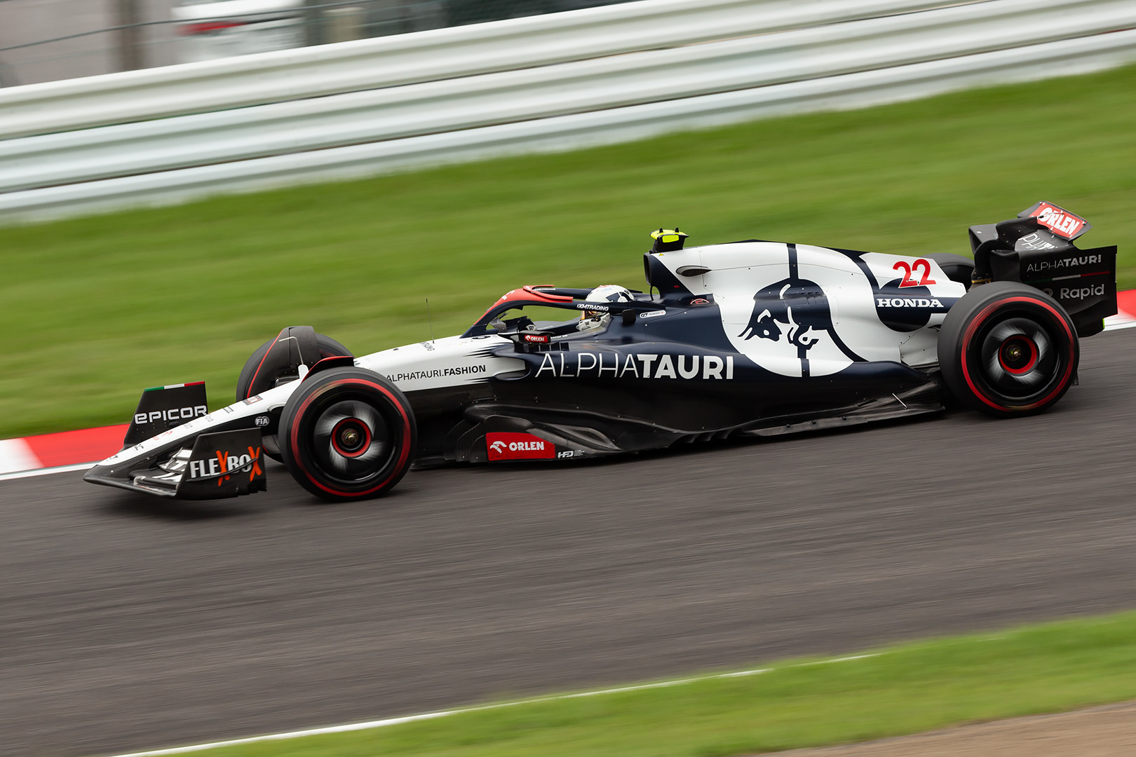 F1 角田裕毅 いろんな構図_a0003166_10562127.jpg