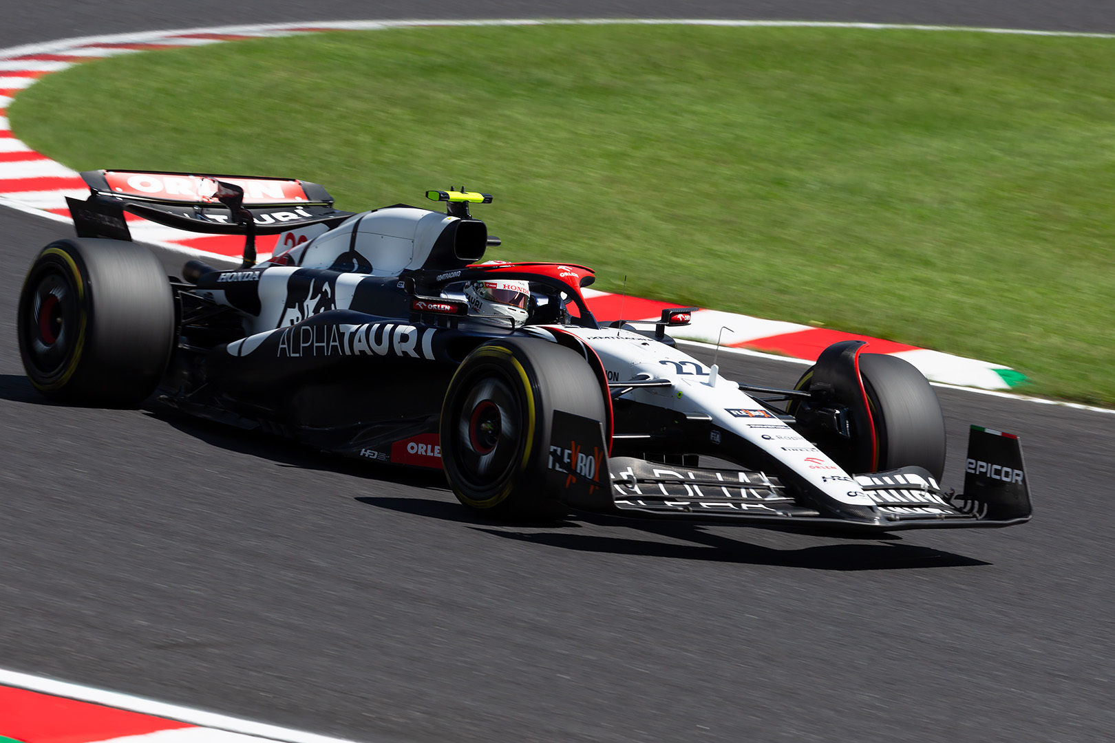 F1 角田裕毅 いろんな構図_a0003166_10565182.jpg