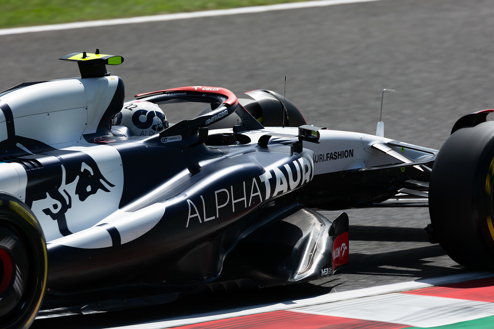 F1 角田裕毅 いろんな構図_a0003166_10571420.jpg