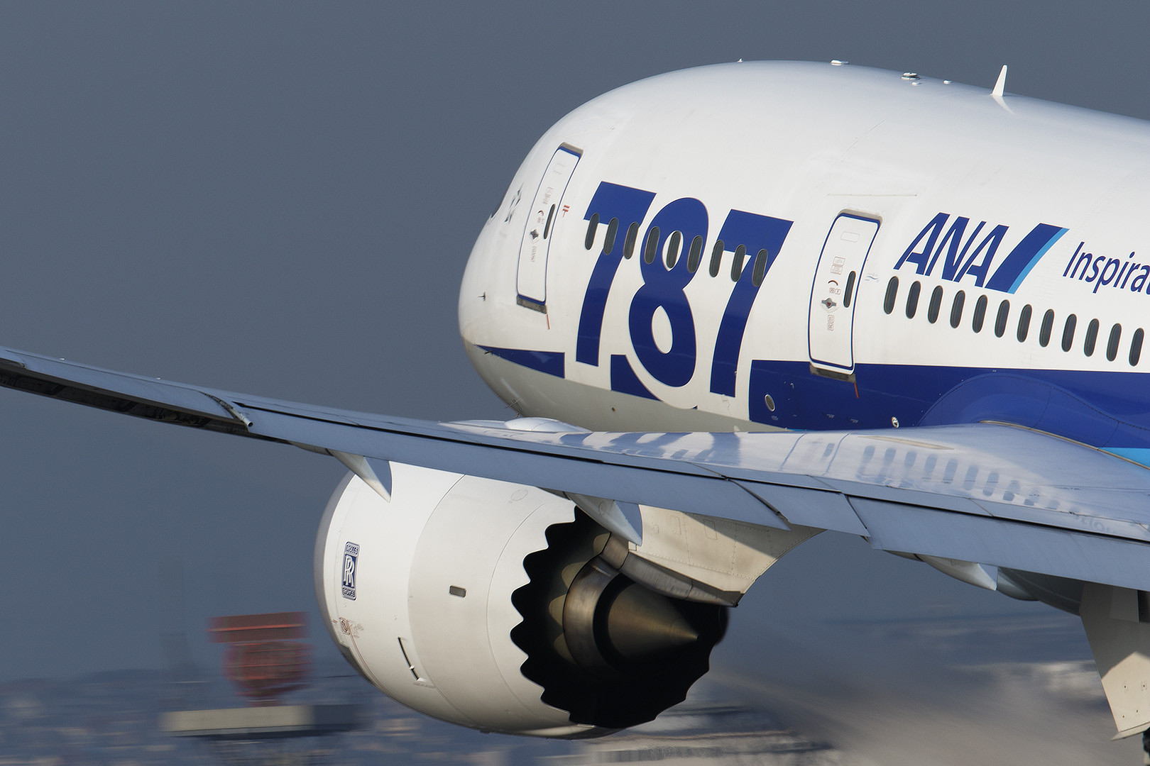 飛行機　（伊丹空港 千里川、伊丹スカイパーク）_a0003166_110778.jpg
