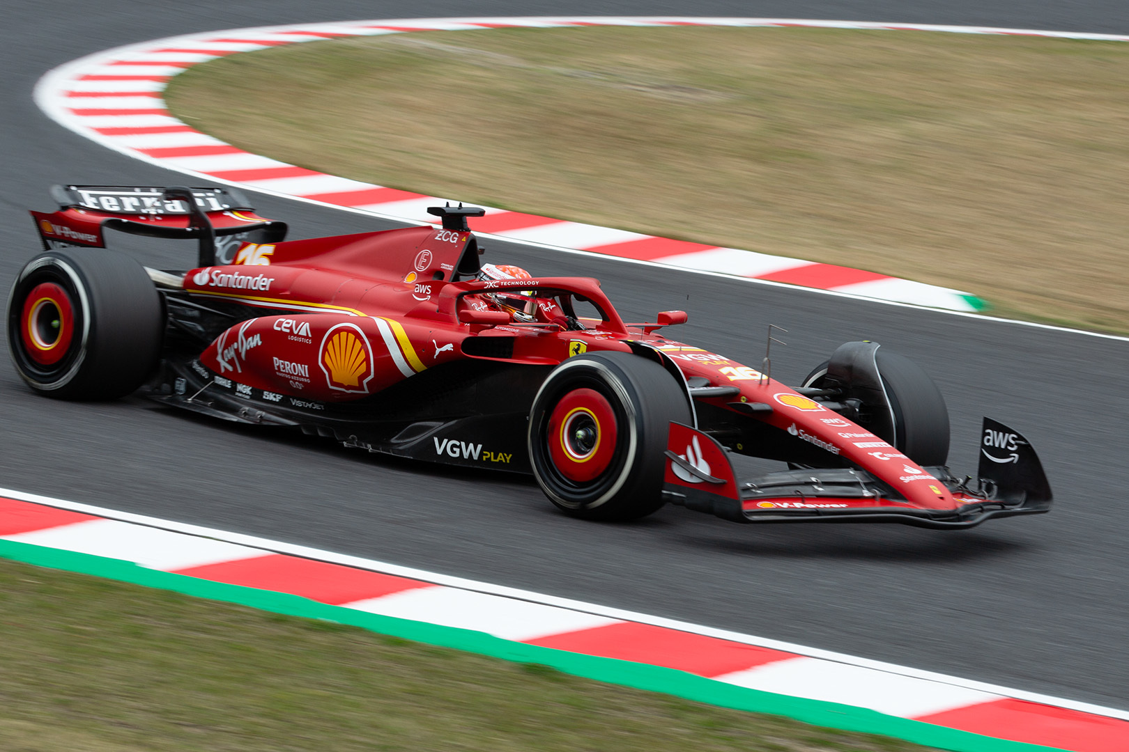 F1 日本GP FP1の写真（鈴鹿サーキット）_a0003166_11082359.jpg