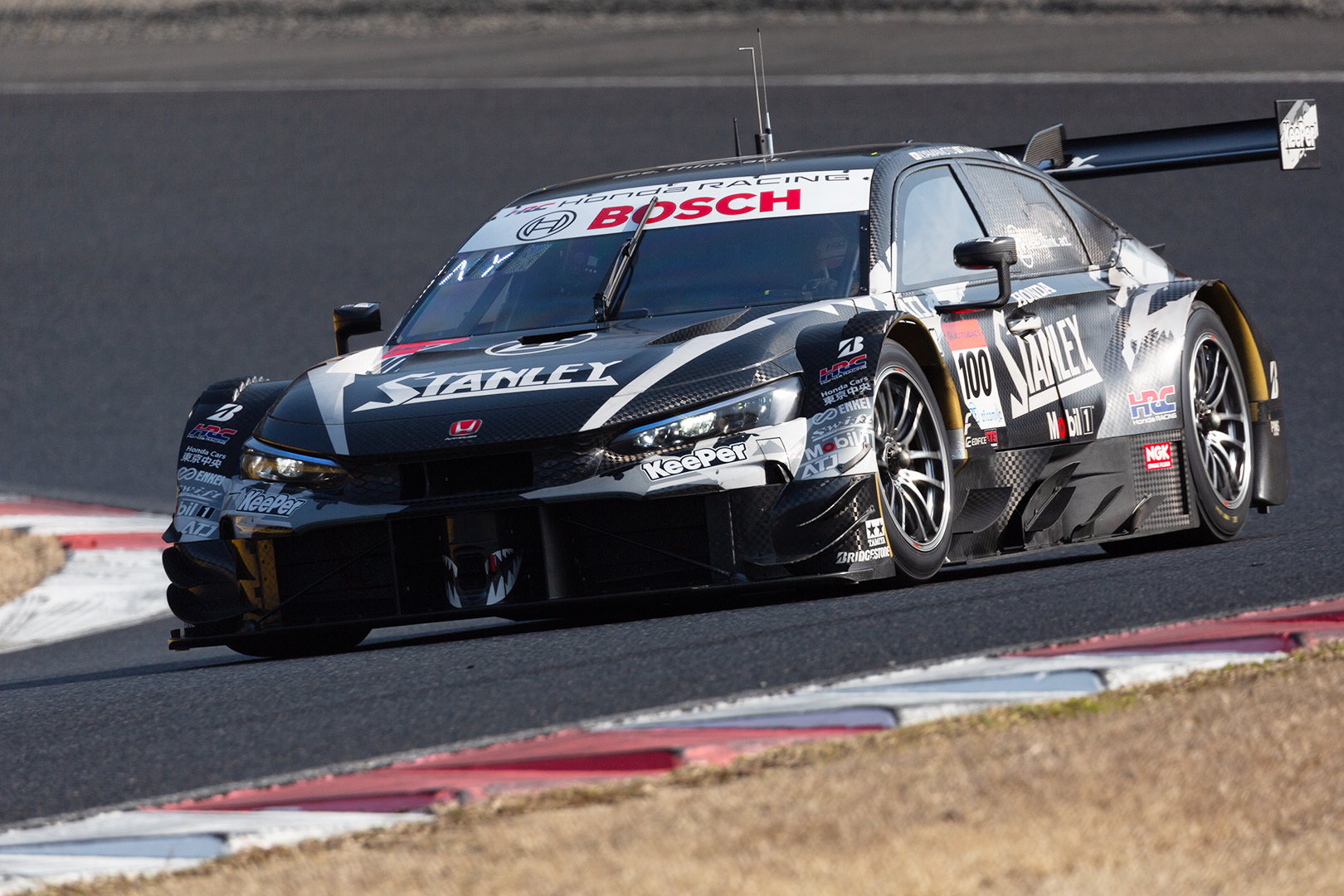 SUPER GT 岡山テスト 新車＆新デザイン その１ CIVIC TYPE R-GT_a0003166_11102511.jpg
