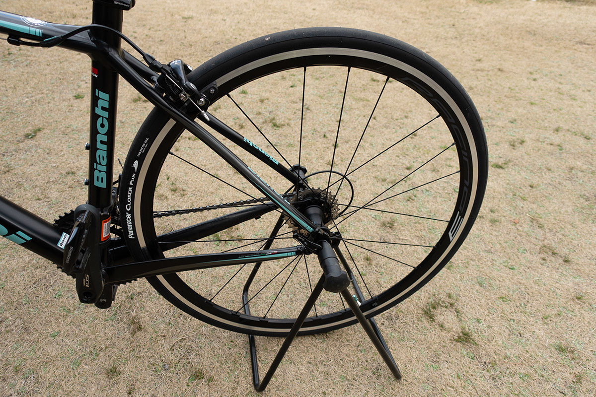 自転車のホイールとタイヤを交換しました！前後で５００ｇ軽量化_a0003166_11223145.jpg