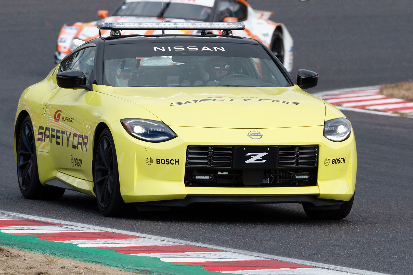SUPER GT 鈴鹿 セーフティーカーなど_a0003166_11270438.jpg