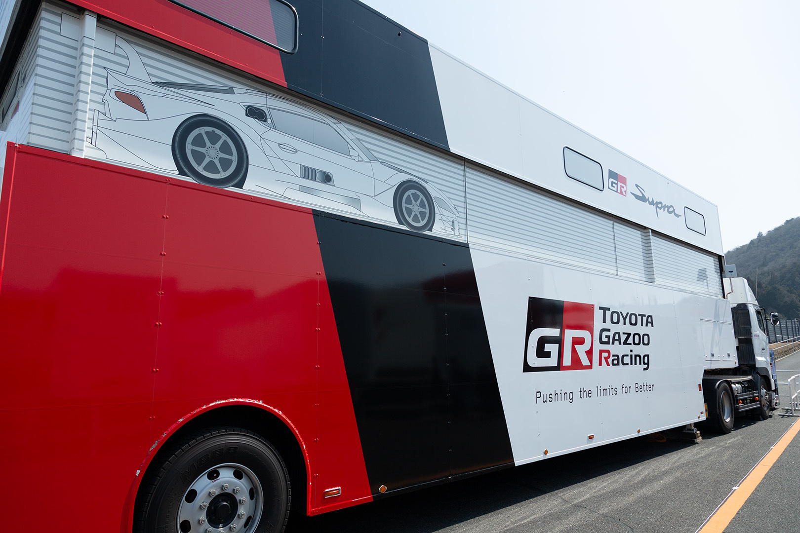 トラック　ＧＲ、ＨＲＣ、ニスモ、スバル（SUPER GT 岡山テスト）_a0003166_11311616.jpg