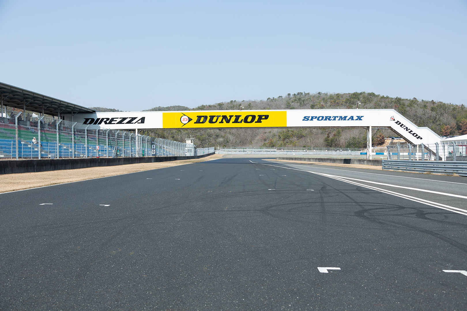 SUPER GT セーフティーカー、FROの車両など （SUPER GT 岡山テスト）_a0003166_11331565.jpg