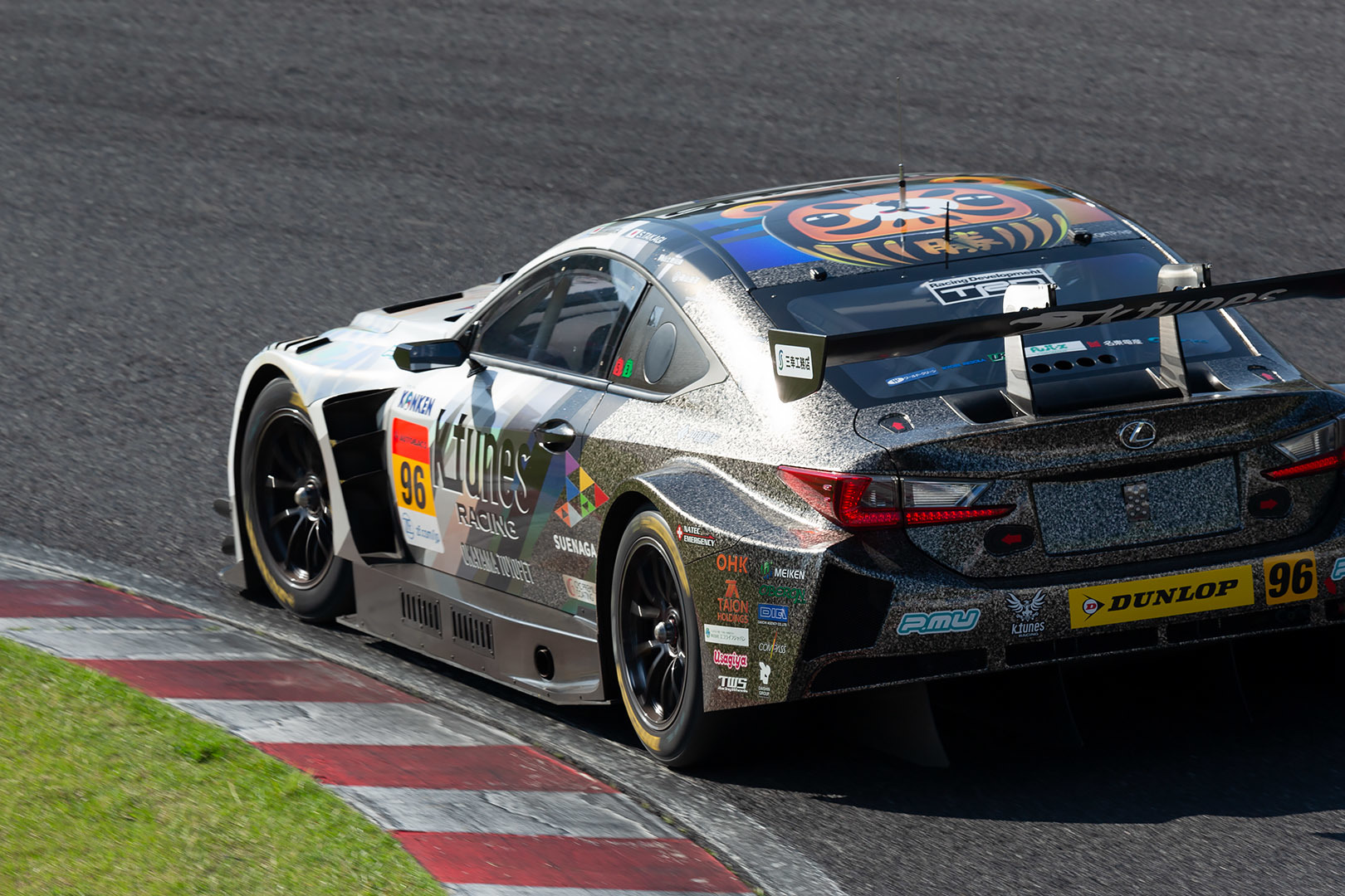 SUPER GT 鈴鹿 GT300 その２_a0003166_11372445.jpg