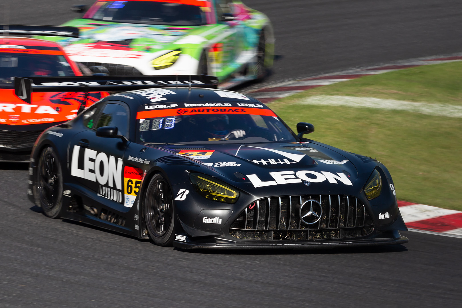 SUPER GT 鈴鹿 GT300 その２_a0003166_11380942.jpg