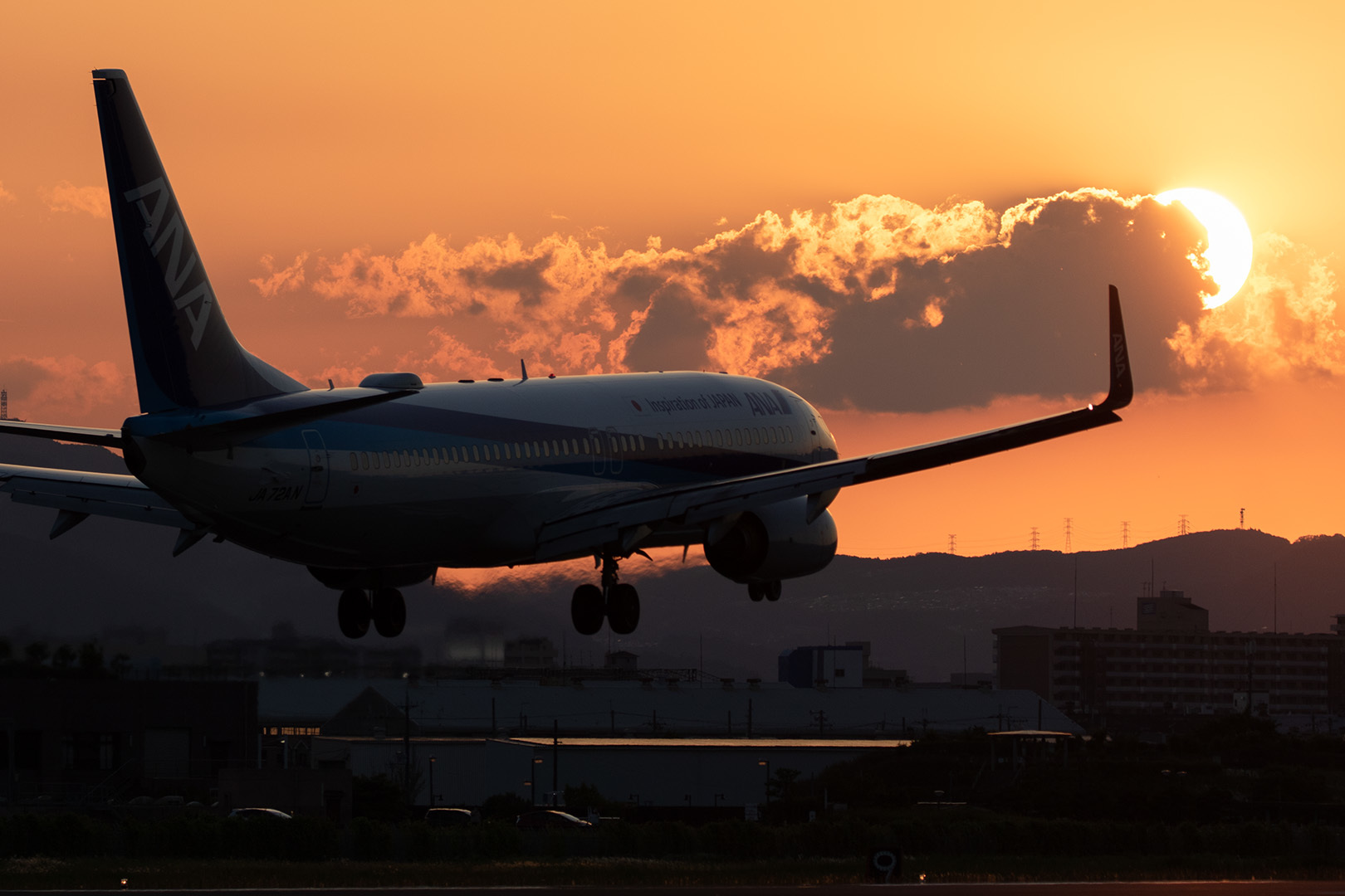 大阪空港　夕焼け_a0003166_11381004.jpg