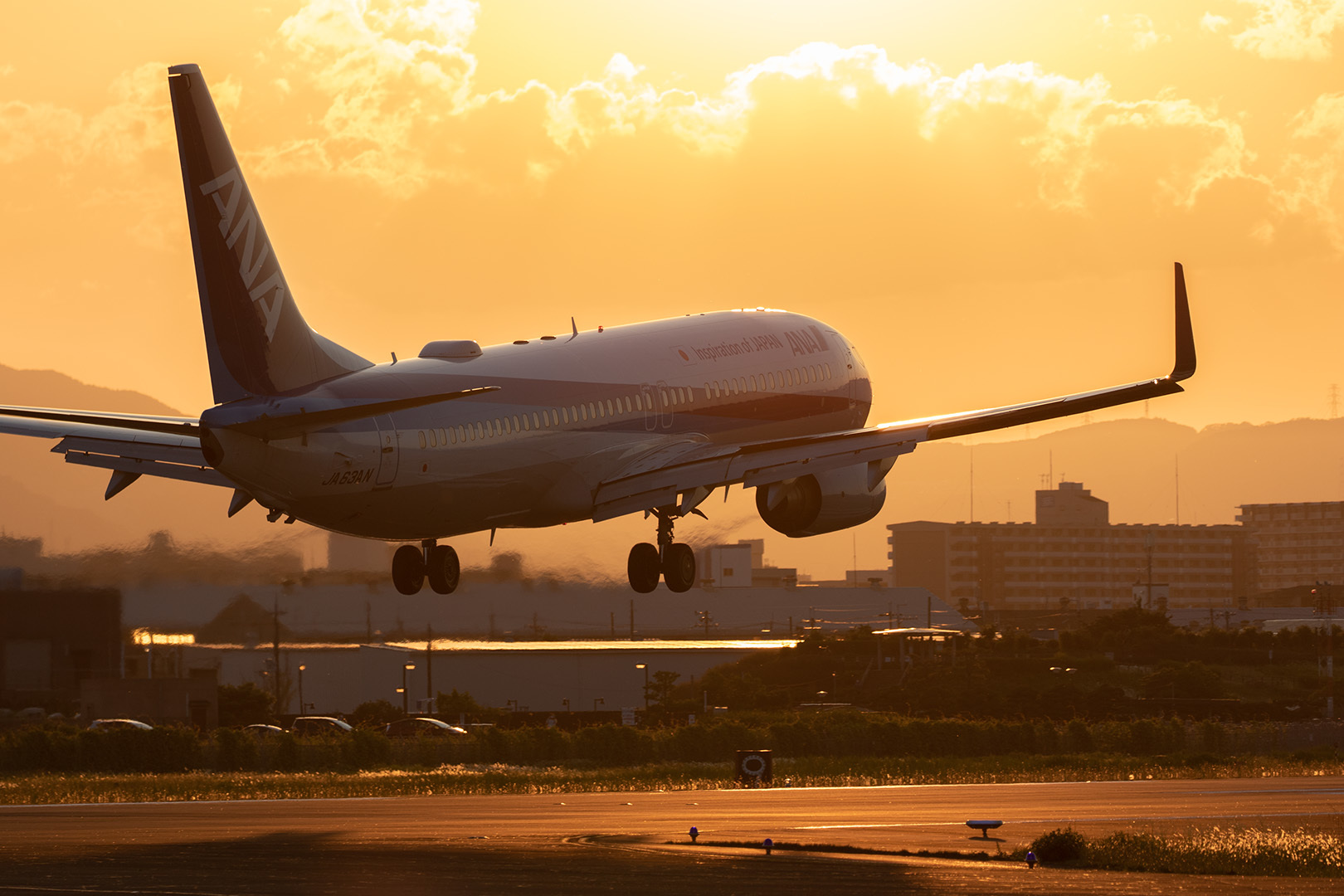 大阪空港　夕焼け_a0003166_11381065.jpg
