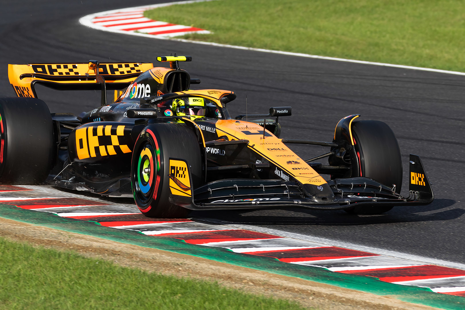F1 マクラーレン ノリス、ピアストリ（鈴鹿サーキット）_a0003166_11452114.jpg