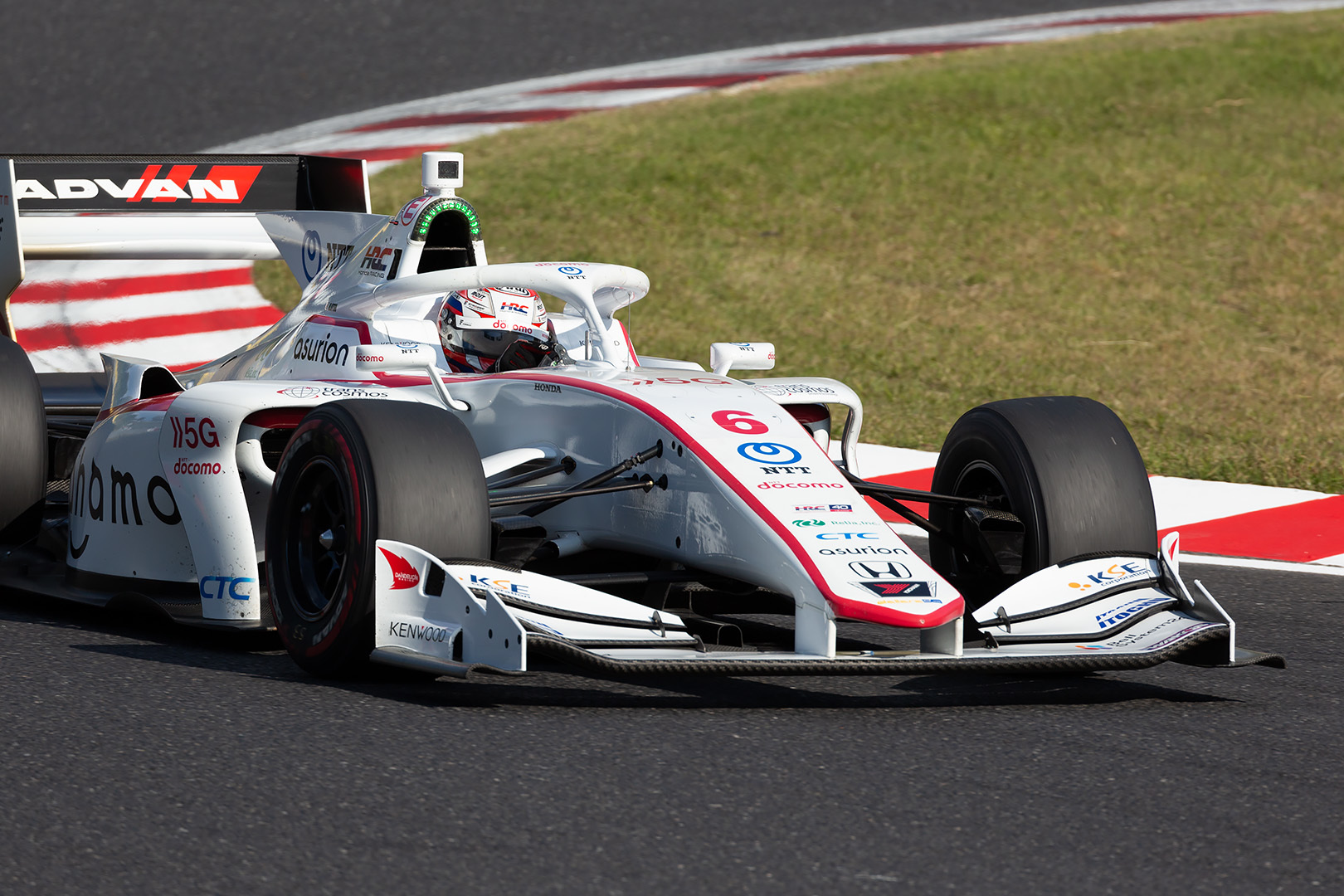 SUPER FORMULA 鈴鹿 その２ （第10戦の２位 大津、３位 宮田）_a0003166_11452195.jpg