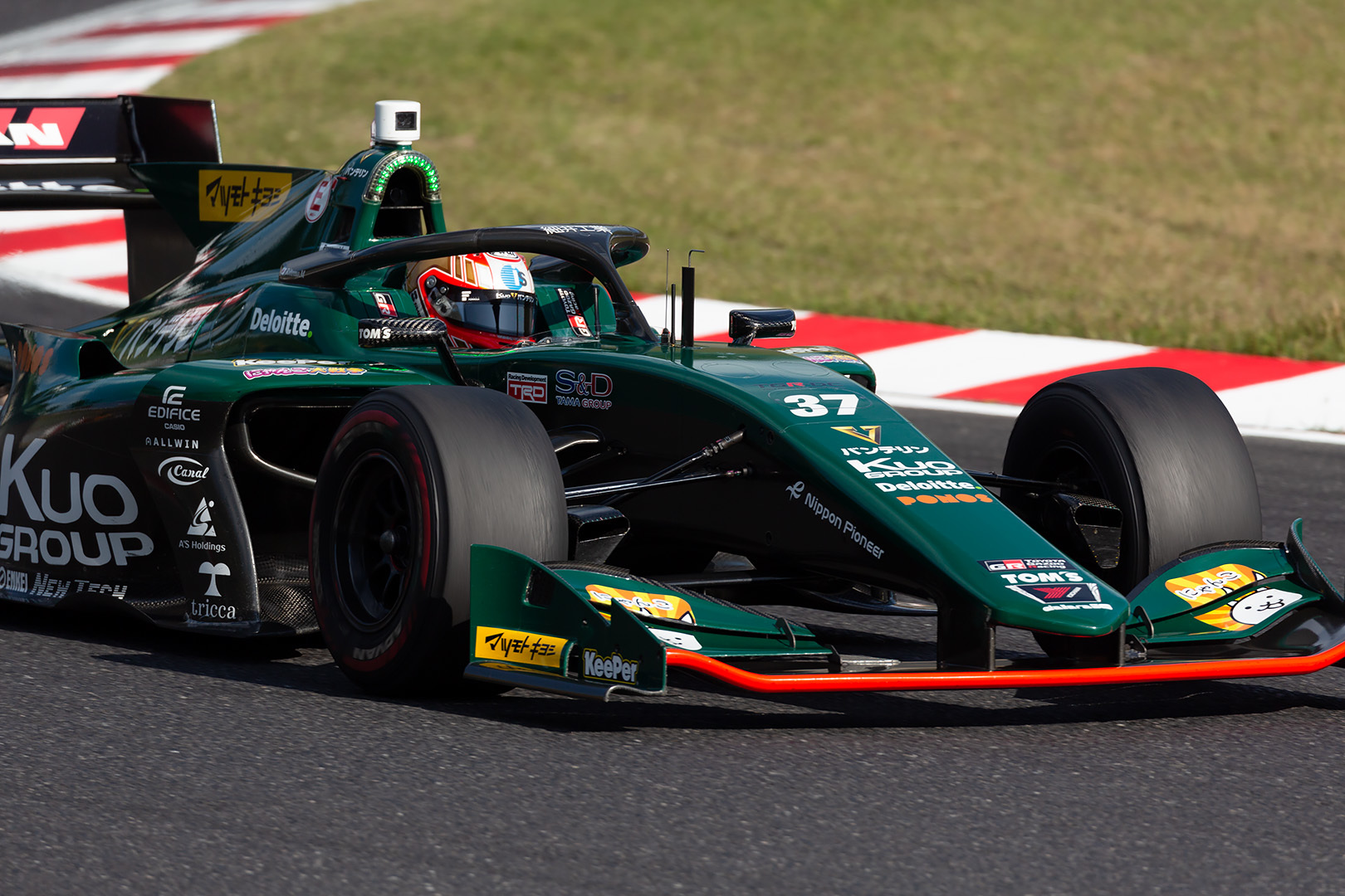 SUPER FORMULA 鈴鹿 その２ （第10戦の２位 大津、３位 宮田）_a0003166_11453198.jpg